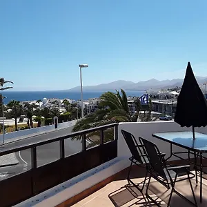 central-seaview-apartment-puerto-del-carmen.puertodelcarmen-hotels.org/